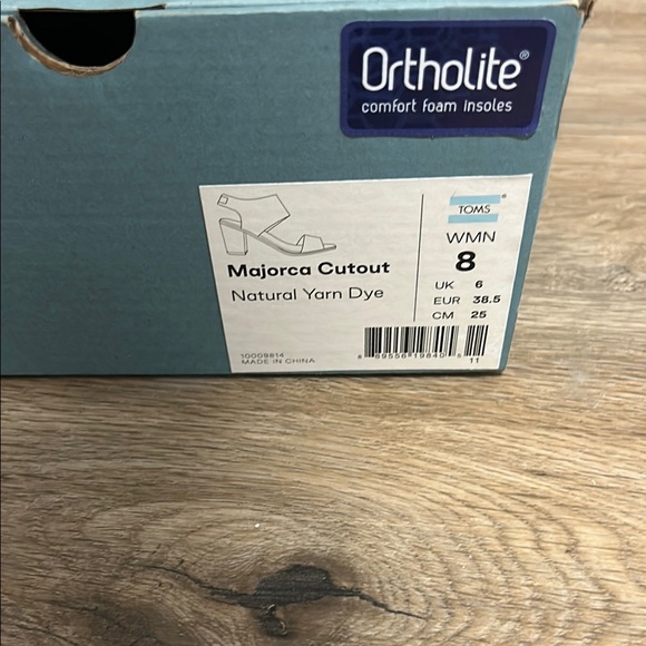 Women's Mejores Cutout Sandals - Cream Toms 8 Majorca cutout - Picture 2 of 3